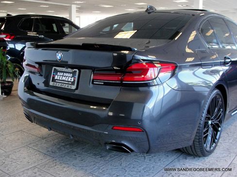 Used 2023 BMW 540i w/ M Sport Package image 60