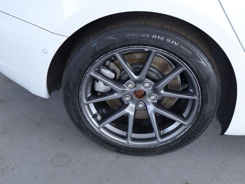 Used 2022 Tesla Model 3 Long Range AWD/4WD image 36