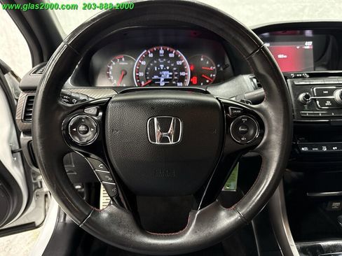 Used 2017 Honda Accord Sport Special Edition image 4
