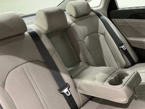 Used 2016 Hyundai Sonata Limited w/ Option Group 04 FWD image 57