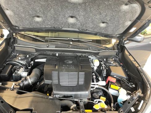 Used 2023 Subaru Forester Premium AWD/4WD image 24