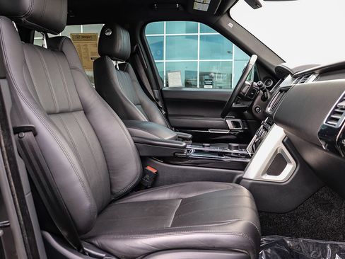 Used 2016 Land Rover Range Rover Supercharged AWD/4WD image 17