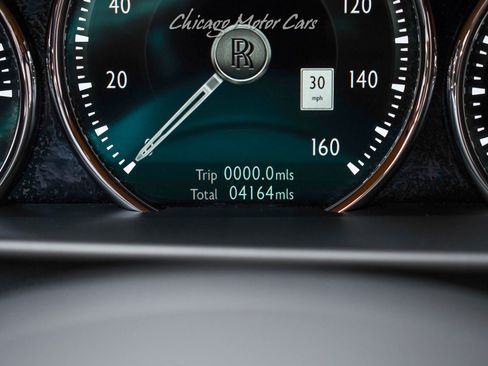 Used 2023 Rolls-Royce Cullinan image 13