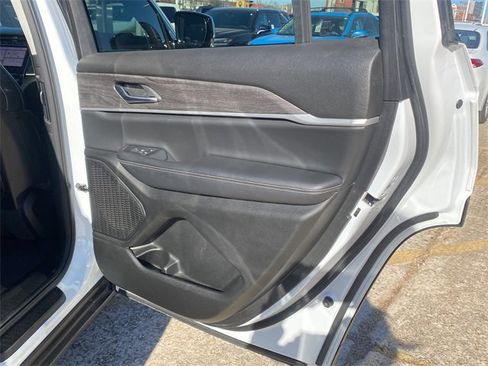 Used 2023 Jeep Grand Cherokee L Limited image 12