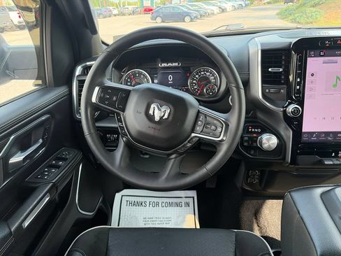 Used 2025 RAM 1500 Laramie AWD/4WD image 14
