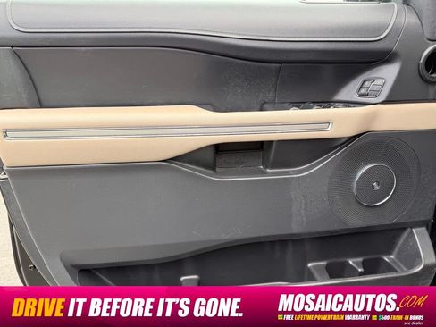 Used 2022 Ford Expedition Limited AWD/4WD image 27