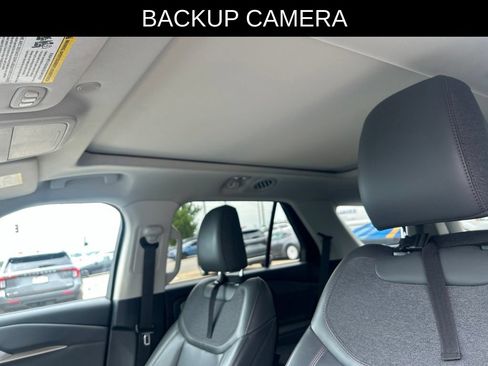 Used 2025 Ford Explorer Active w/ Active Comfort Package AWD/4WD image 14
