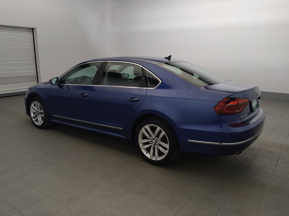 Used 2017 Volkswagen Passat 1.8T SE FWD image 3