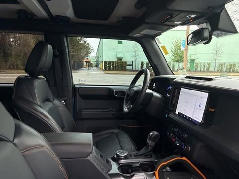 Used 2024 Ford Bronco Badlands image 22