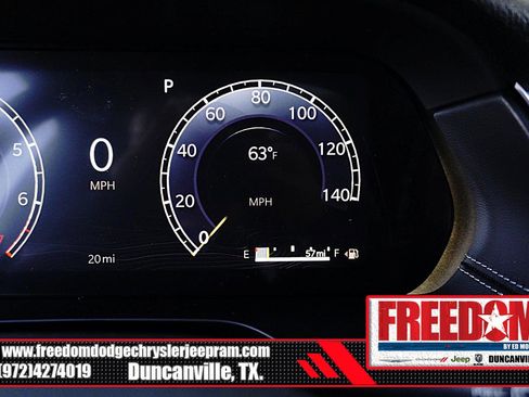 New 2025 Jeep Grand Cherokee L Laredo image 32