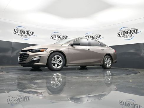 Used 2022 Chevrolet Malibu LS image 19