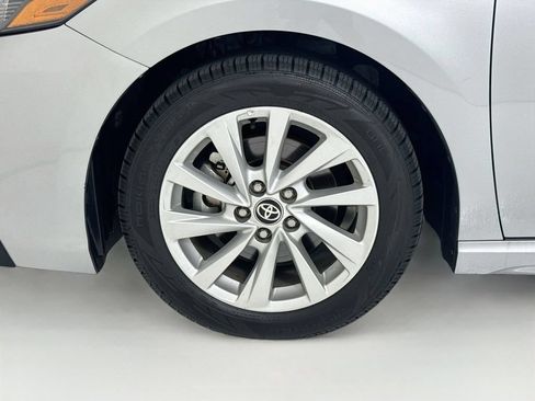 Used 2024 Toyota Camry SE FWD image 31