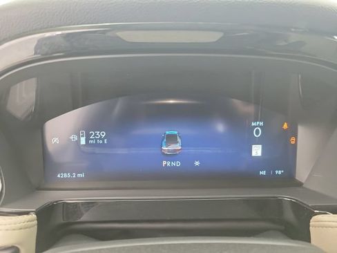 Used 2026 Lincoln Corsair Premiere FWD image 24