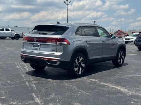 Used 2026 Volkswagen Atlas Cross Sport SE AWD/4WD image 4