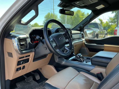 Used 2022 Ford F150 Lariat w/ Equipment Group 502A High AWD/4WD image 17