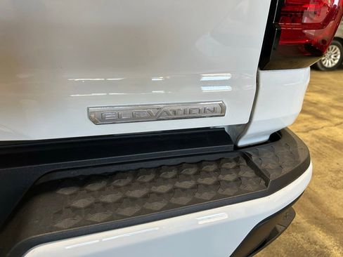 Used 2024 GMC Canyon Elevation w/ Trailering Package RWD image 12