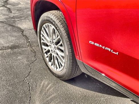 New 2026 GMC Acadia Denali image 33