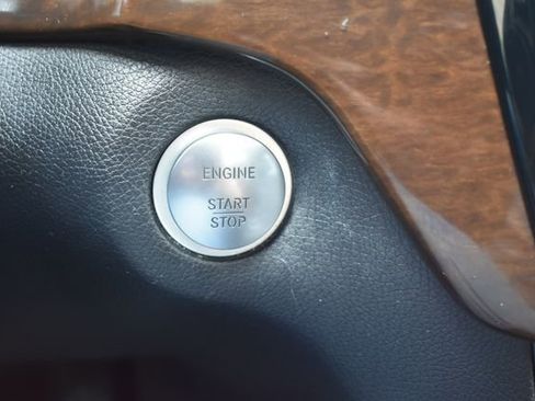 Used 2017 Mercedes-Benz GLS 450 4MATIC w/ Premium Package image 27