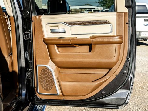 Used 2020 RAM 3500 Laramie image 22