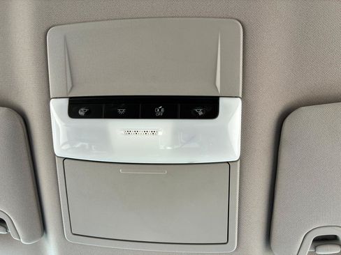 Used 2023 Nissan Altima 2.5 SR FWD image 10