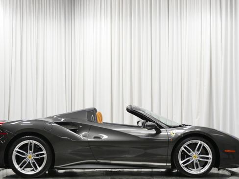 Used 2017 Ferrari 488 Spider RWD image 2