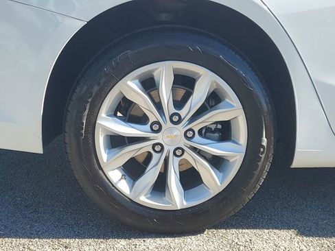 Used 2024 Chevrolet Malibu LT image 6