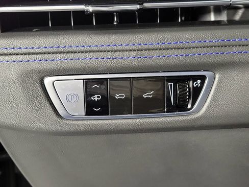 Used 2026 Cadillac Escalade IQ Sport 1 w/ LPO, Floor Liner Package AWD/4WD image 33