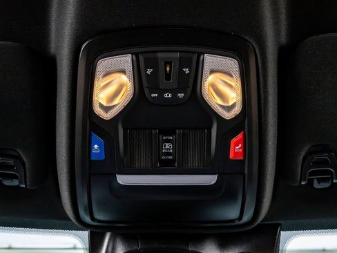 Used 2025 RAM 3500 Big Horn AWD/4WD image 28