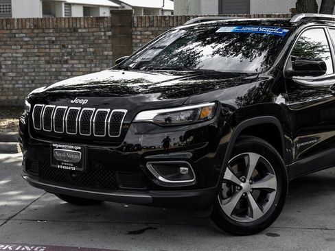 Used 2021 Jeep Cherokee Limited w/ Mopar Interior Package image 13
