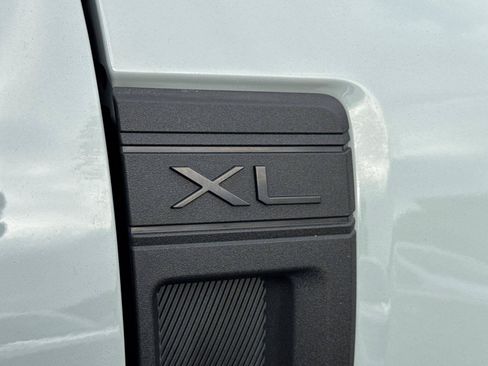 Certified 2024 Ford Maverick XL FWD image 8