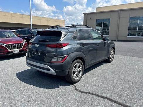 Used 2023 Hyundai Kona SEL AWD/4WD image 3