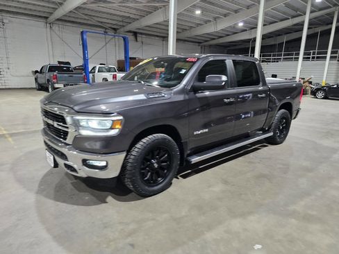 Used 2019 RAM 1500 Big Horn AWD/4WD image 1