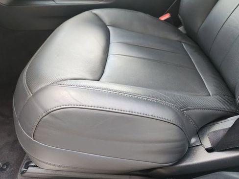 Used 2025 Land Rover Range Rover Sport SE image 24