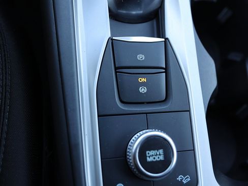 Used 2022 Ford Explorer XLT w/ Class IV Trailer Tow Package image 36