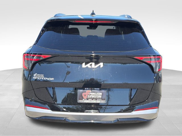 New 2027 Kia Sportage SX FWD image 6