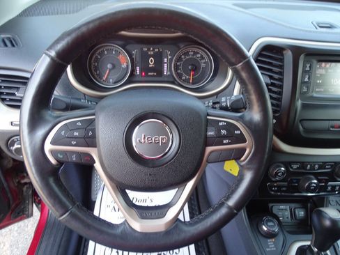 Used 2016 Jeep Cherokee 4WD Sport w/ Trailer Tow Group w/ Cold Weather Group image 14