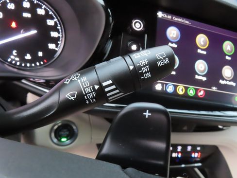 Used 2023 Buick Envision Avenir image 29