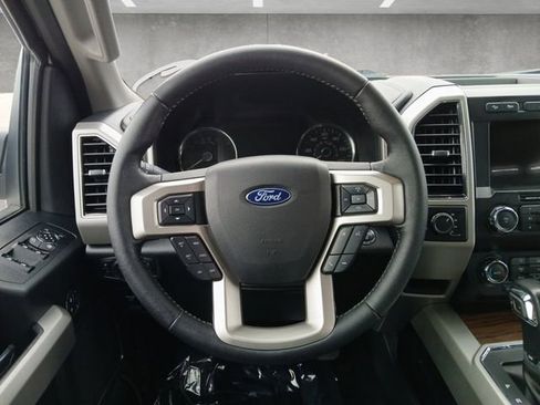 Used 2020 Ford F150 Lariat image 9