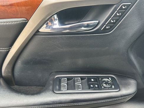 Used 2018 Lexus RX 450hL Premium w/ Premium Package AWD/4WD image 11