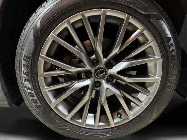 Used 2020 Lexus RX 350 F Sport w/ Accessory Package AWD/4WD image 29