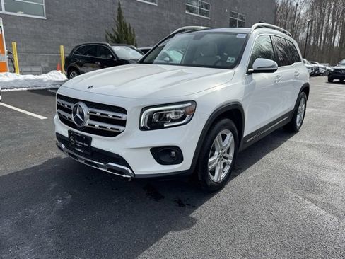 Certified 2021 Mercedes-Benz GLB 250 4MATIC image 7