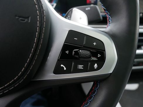 Used 2025 BMW X6 M60i w/ Executive Package image 25