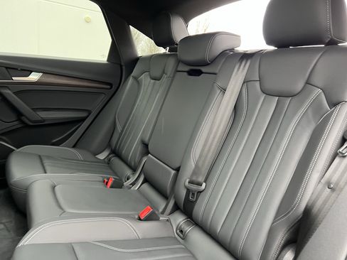 Used 2024 Audi Q5 2.0T Premium Plus w/ Premium Plus Package image 33
