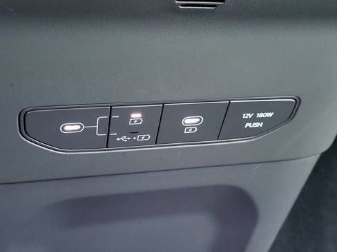 Used 2024 Kia EV9 Land AWD/4WD image 31
