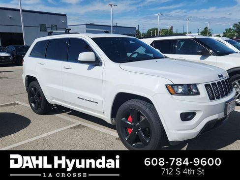 Used 2015 Jeep Grand Cherokee Altitude AWD/4WD image 1