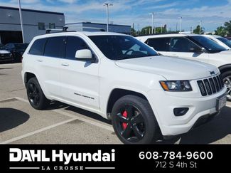 Used 2015 Jeep Grand Cherokee Altitude AWD/4WD video 1