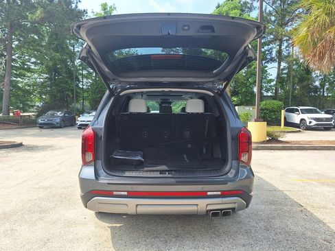 Used 2024 Hyundai Palisade SEL FWD image 29