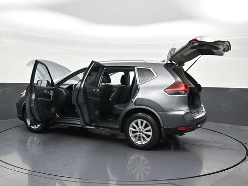 Used 2020 Nissan Rogue S w/ Special Edition Package FWD image 36