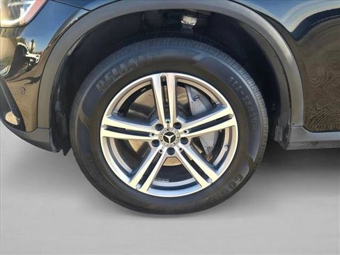 Certified 2022 Mercedes-Benz GLC 300 image 21