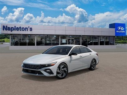 New 2025 Hyundai Elantra SEL